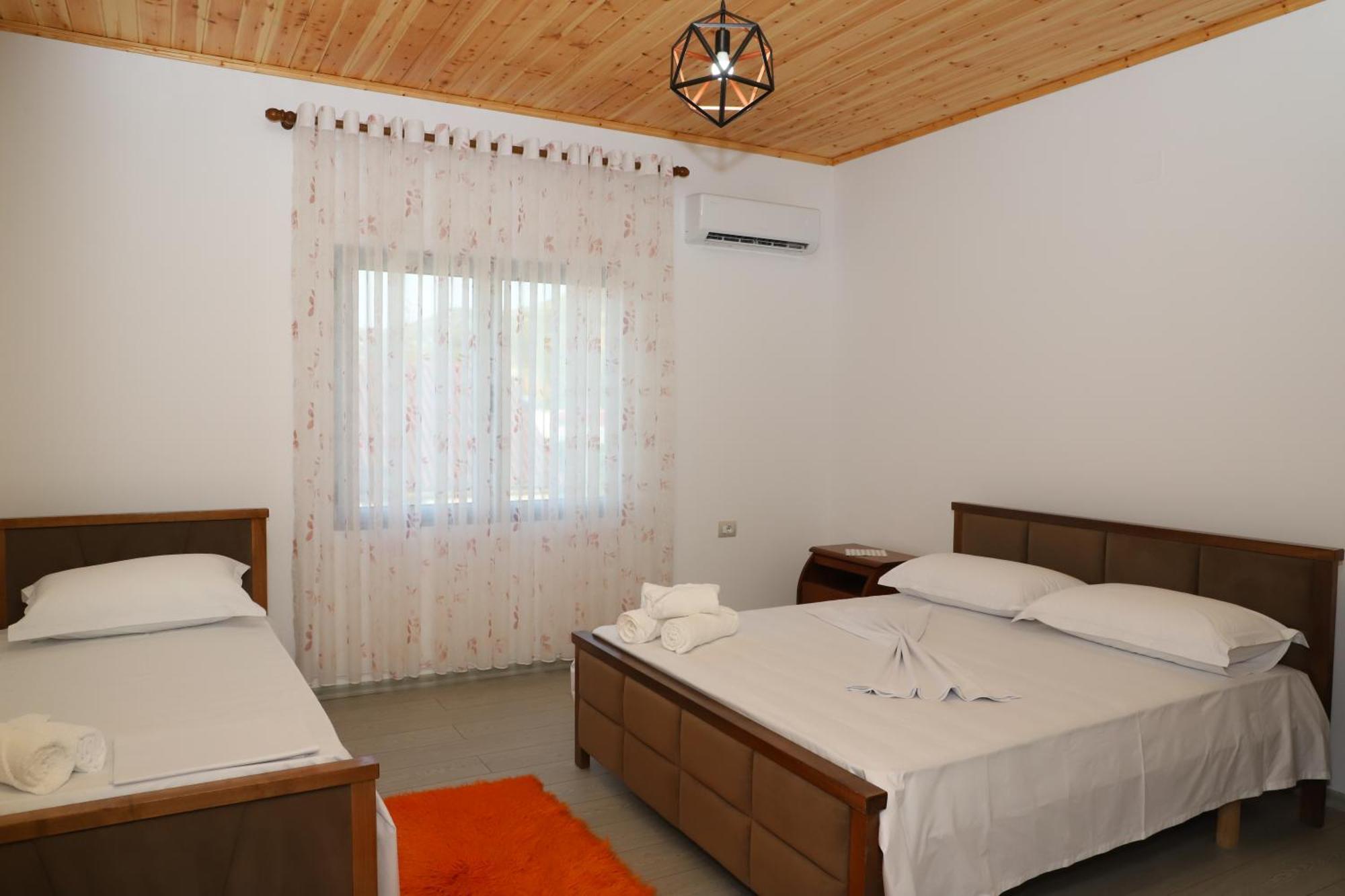 Georgemishel Guest House Berat Exterior photo