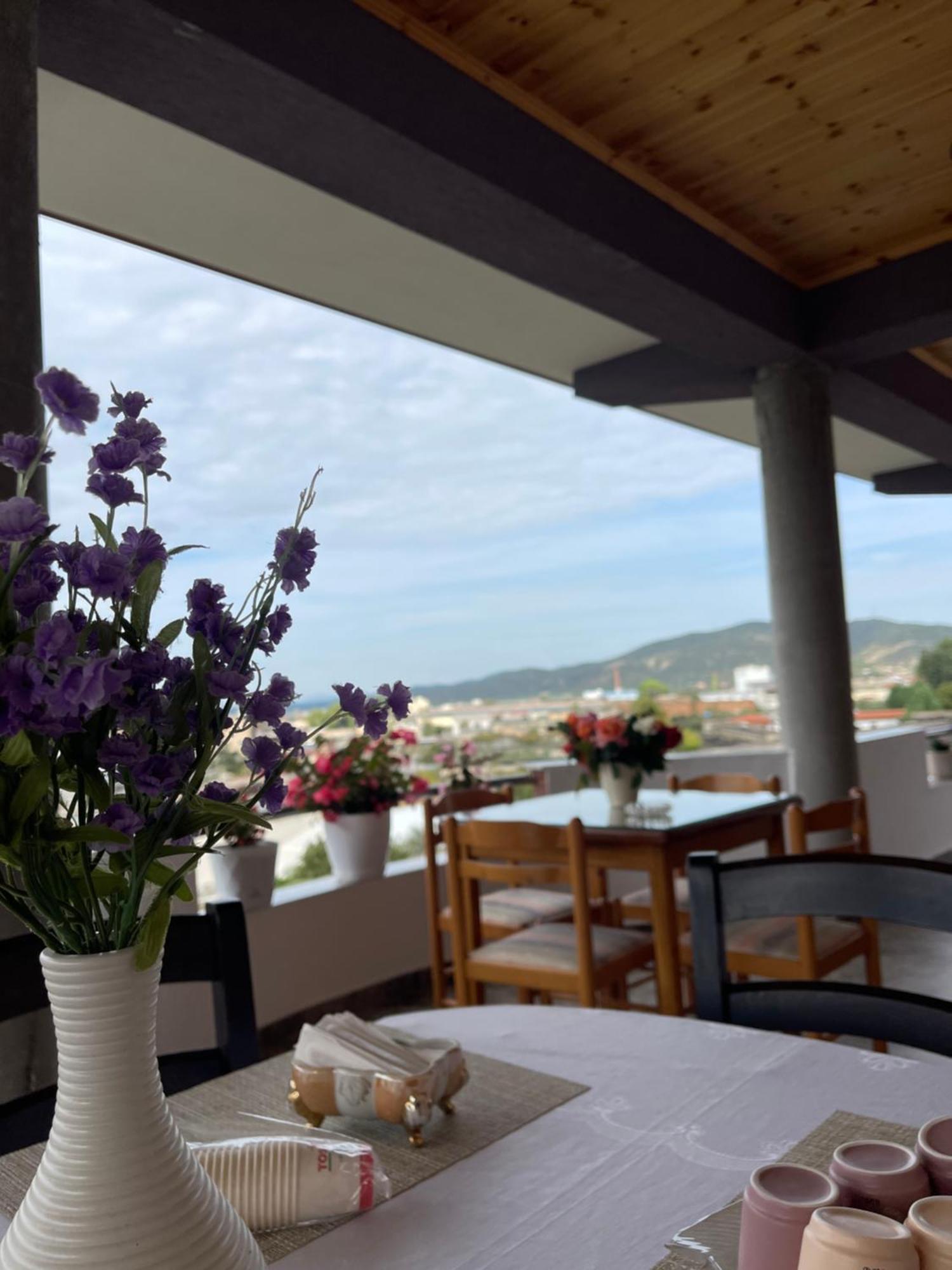Georgemishel Guest House Berat Exterior photo